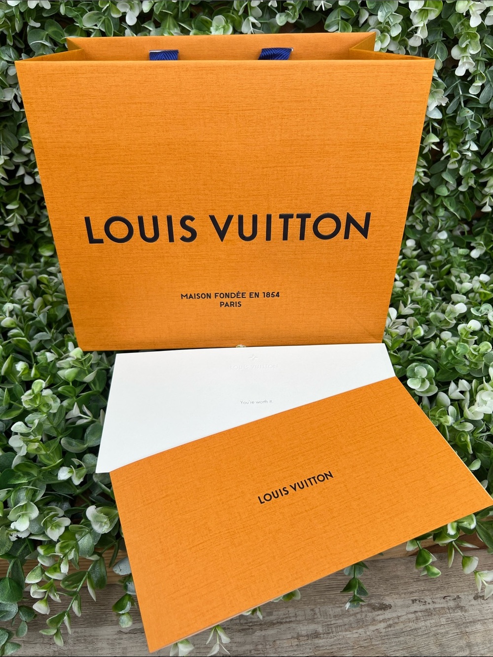 Louis Vuitton Authentic Orange Gift
Bag Shopping Bag with LV Card & Envelope NEW
